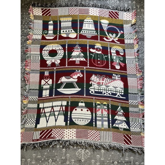 Crown Crafts Tapestry Throw Blanket Christmas Toys Reversible  55 X 44 Woven - Picture 4 of 6